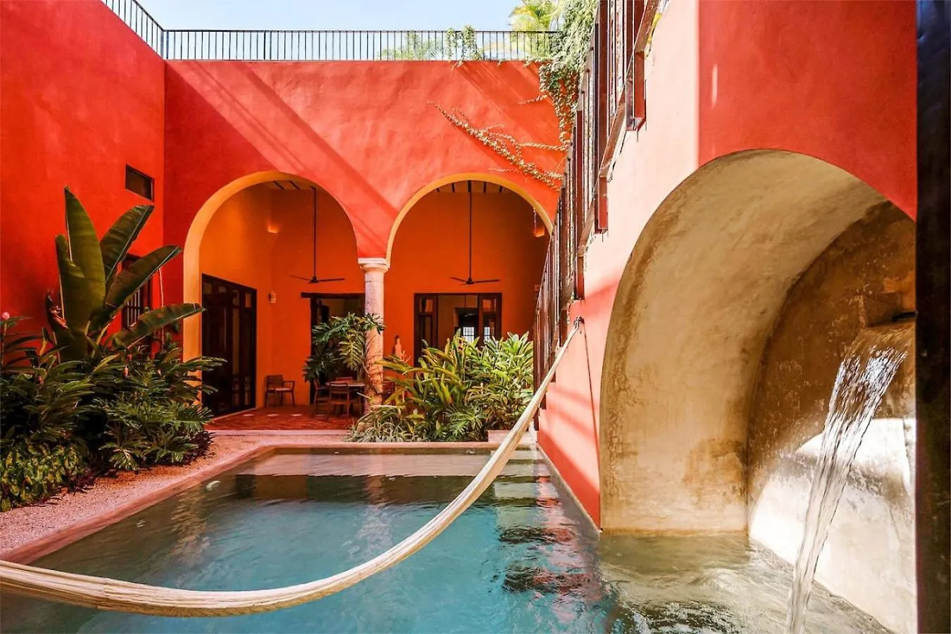 4Br Colonial Elegance And Priv Oasis Downtown Merida contacts